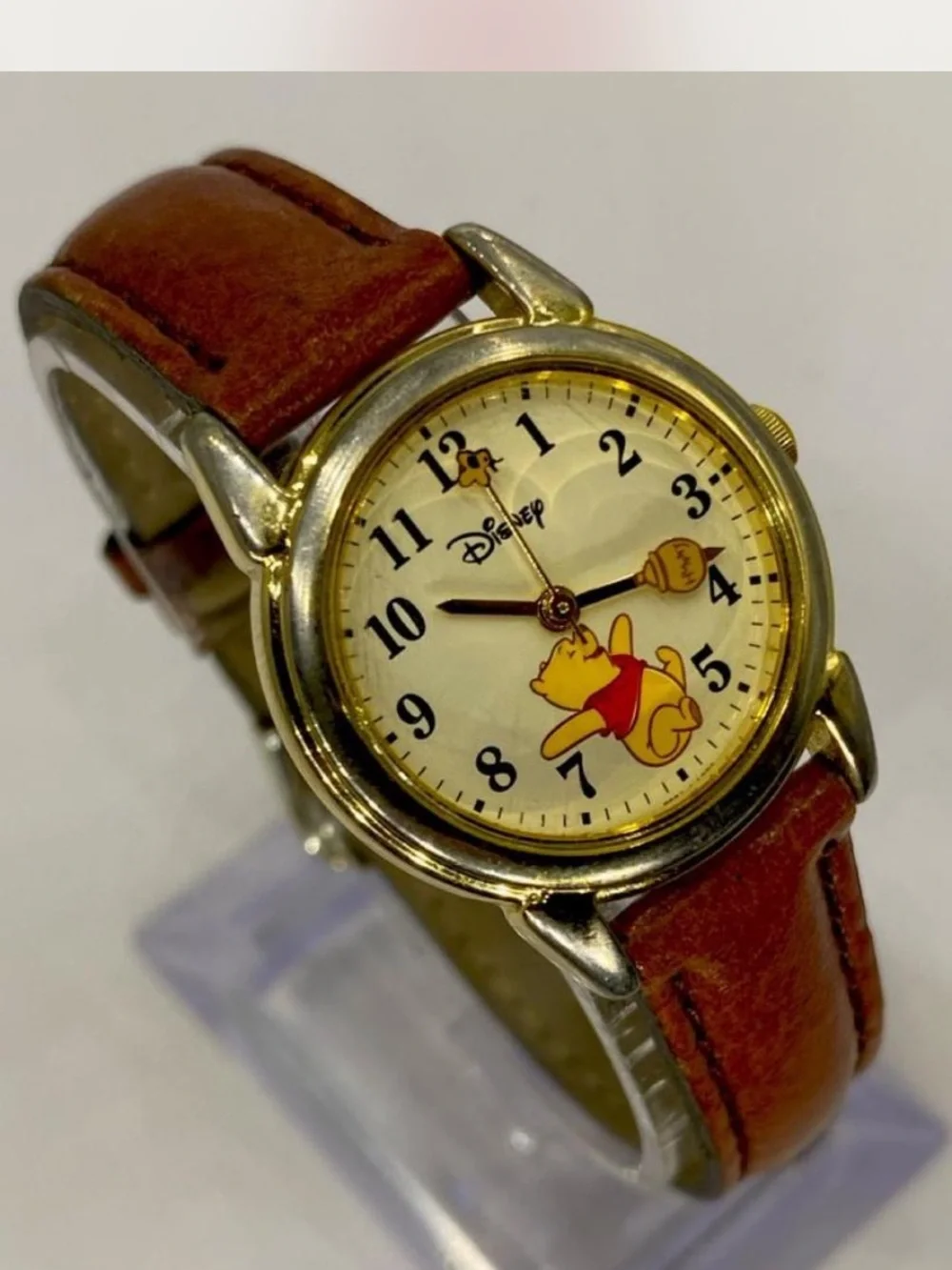 Ladies ^^^ Disney Winnie the Pooh Tan Leather Strap Watch ^^^ Rotating 🍯 Pot  *